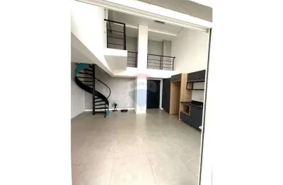 Apartamento com 1 quarto para alugar na Rua Altinópolis, 147, Água Fria, São Paulo