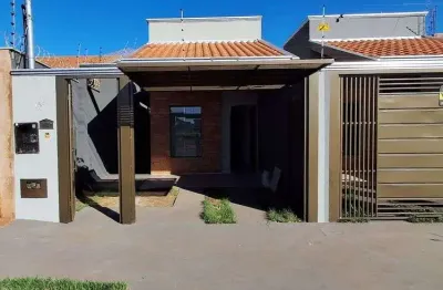 Casa térrea com acabamento de primeira possui 57 mts quadrados com 2 quartos no bairro vila nasser