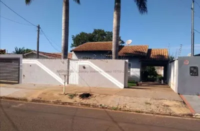 Térrea para venda tem 110 metros quadrados com 3 quartos