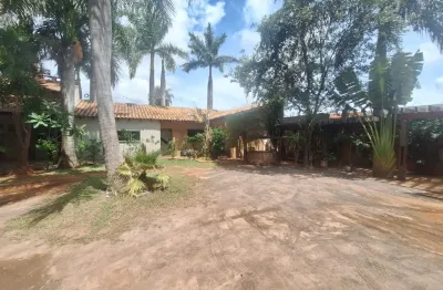 Barracão / Galpão / Depósito com 2 salas para alugar na Rua da Pátria, Vila Taveirópolis, Campo Grande