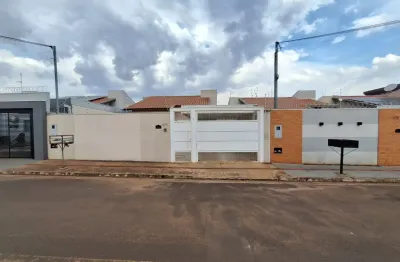 Casa com 3 quartos sendo uma suíte no tiradentes em campo grande ms
