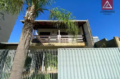 Casa mobiliada com 4 dormitórios, sendo 1 suíte à venda, 210 m² por r$ 1.290.000 - vila nova - blumenau/sc
