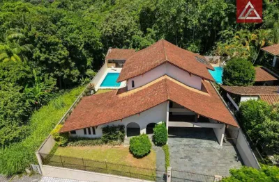 Casa com 4 dormitórios, sendo 2 suítes à venda, 370 m² por r$ 1.650.000 - centro - blumenau/sc