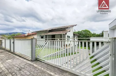 Casa com 3 dormitórios, sendo 1 suíte à venda, 216 m² por r$ 1.300.000 - escola agrícola - blumenau/sc