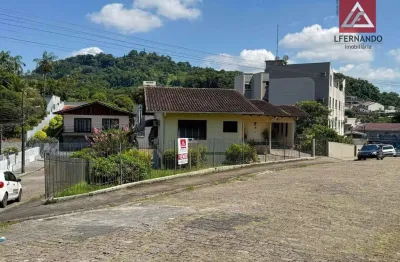 Casa com 6 dormitórios, sendo 2 suítes à venda, 261 m² por r$ 1.200.000 - água verde - blumenau/sc