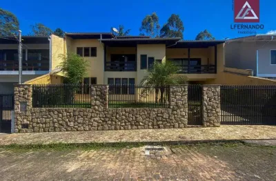 Casa com 3 dormitórios, sendo 1 suíte à venda, 291 m² por r$ 730.000 - garcia - blumenau/sc