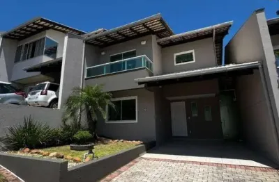 Sobrado com 3 dormitórios para alugar, aprox. 122 m²  - vorstadt - blumenau/sc