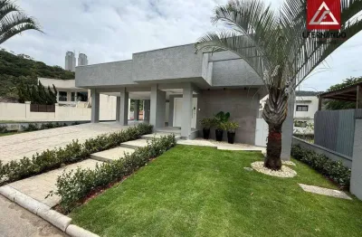 Casa mobiliada com 4 suítes à venda, 350 m² por R$ 7.500.000 - Barra - Balneário Camboriú/SC
