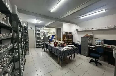 Ponto comercial com 10 salas à venda na Rua Cotoxó, Pompéia, São Paulo