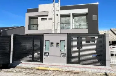 Sobrado geminado à venda com 2 suítes no morretes em itapema-sc
