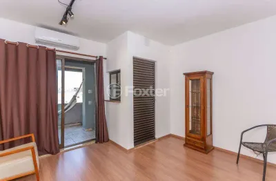 Oportunidade !! apartamento moema com localização privilegiada.
