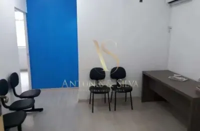 Sala comercial com 1 sala para alugar na rua dos andradas, 1535, centro, porto alegre por r$ 1.200