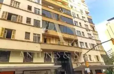 Apartamento com 2 quartos à venda na avenida borges de medeiros, 1042, centro, porto alegre por r$ 320.000