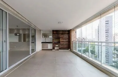 Apartamento itaim bibi - amplo e reformado com varanda gourmet