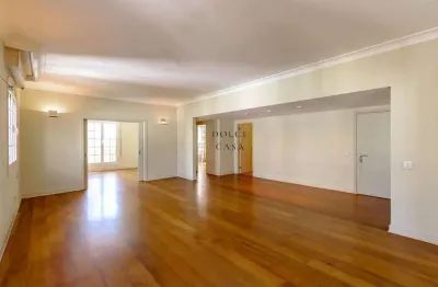 Apartamento no Jardim Paulista - 343m²  3suites mais escritório