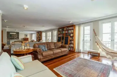 Apartamento no Jardim Paulista - 402m² com 4 quartos e varanda