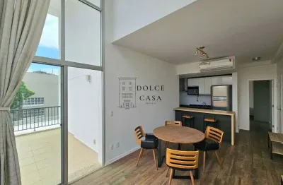 Apartamento a venda no Brooklin - 76m², 2 suites, pé direto duplo, varanda