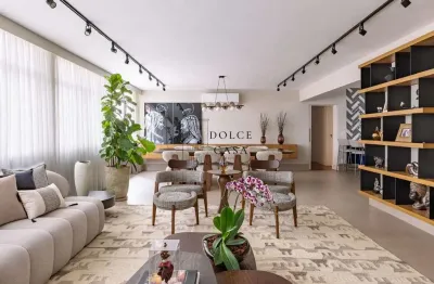 Apartamento a venda no Jardim América - 158m², reformado, mobiliado,