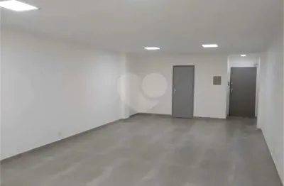 Sala comercial para alugar na Rua Barra Funda, Barra Funda, São Paulo