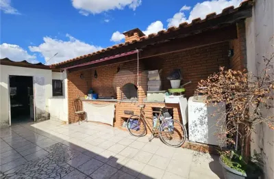 Casa à venda na Rua Marquês de Abrantes, Belém, São Paulo