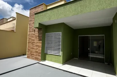 Casa pronto pra morar no aracagi, bem localizada próximo avenida norte. sai já do aluguel e venha morar na região que está sendo mas valorizado na região.