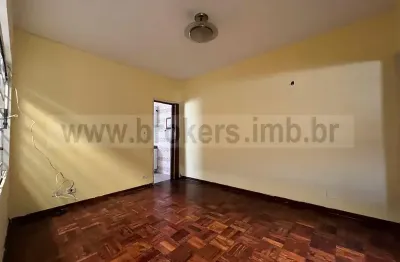 Casa com 2 quartos para alugar na Rua Aliomar Baleeiro, Alves Dias, São Bernardo do Campo