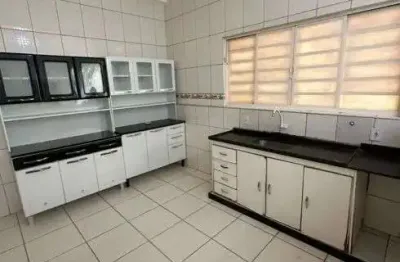 Casa com 2 quartos para alugar na Rua Alenker, 07, Morada da Serra, Cuiabá