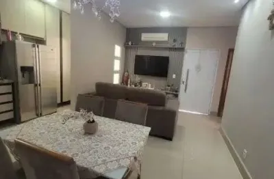 Imóvel para aluguel possui 100 metros quadrados com 3 quartos