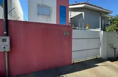 Sobrado para alugar com 3 quartos 1 suítes 2 vagas de garagens bairro Santa rosa