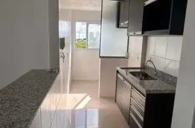 Apartamento para alugar com armários planejados 2 quartos sendo 1 suíte e sacada