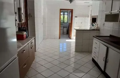 Apartamento para alugar com 3 suite sacada e armarios planejados