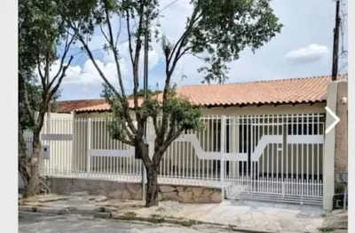 Casa com 3 quartos à venda na Avenida Tuiuiú, 1, Morada da Serra, Cuiabá