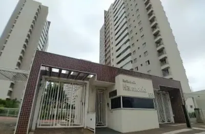 Apartamento com armários planejados e sacada com 2 quartos e 1 suíte  no bairro Jardim Aclimação