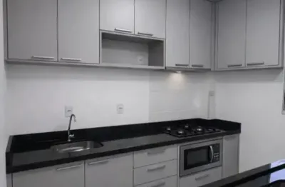 Alugo apartamento com armários planejados e 2 quartos no Jardim Imperial