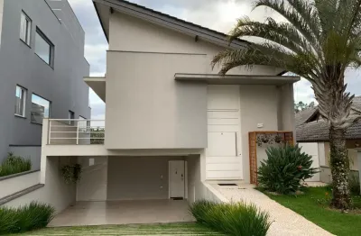 Excelente sobrado à venda no condomínio ecopark - 250m² de conforto e elegância