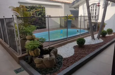 Casa térrea com 3 dormitórios, suíte, piscina e lazer no condomínio aruã em mogi das cruzes
