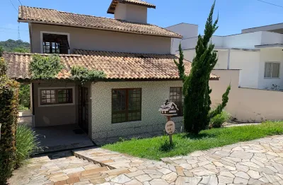 Casa para locação no condomínio aruã – próximo à portaria principal