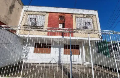 Apartamento de dois dormitórios, 73,72 de área privativa, bairro azenha, porto alegre