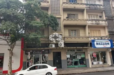 Apartamento de  1 dormitório ,living ,banheiro social, térreo ,fundos com 61