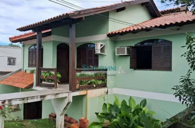 Sobrado com 4 dormitórios à venda, 250 m² por r$ 690.000,00 - vila vista alegre - cachoeirinha/rs