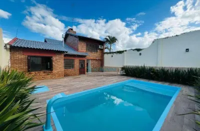 Sobrado com 3 dormitórios à venda, 220 m² por R$ 799.000,00 - Oriço - Gravataí/RS