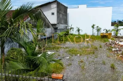 Terreno de esquina no bairro fátima em joinville sc, amplo terreno de esquina espera por você