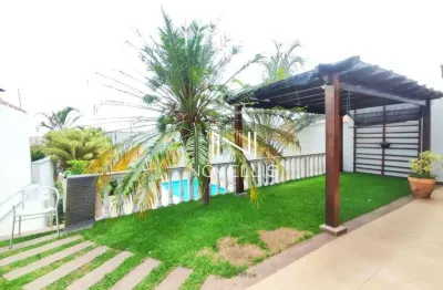 Casa com 3 dormitórios para alugar, 320 m² por R$ 5.241/mês - Jardim Terras de São João - Jacareí/SP