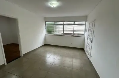 Apartamento com integração térrea – vila mathias, santos-sp