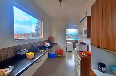 Casa com suíte e churrasqueira à venda - chico de paula em santos
