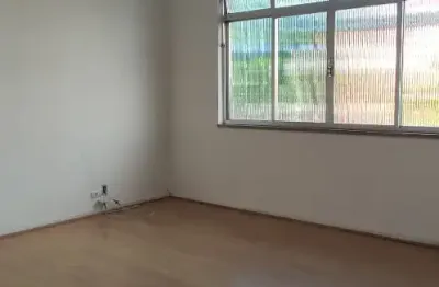 Apartamento na ponta da praia, locação, 03 dormitórios com garagem fechada