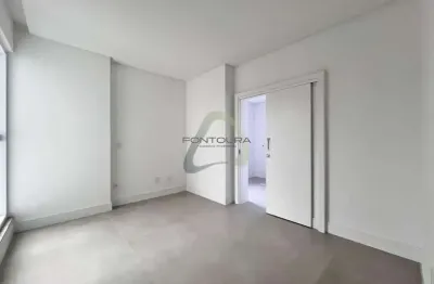 Apartamento com 4 quartos à venda na rua 296, 238, meia praia, itapema por r$ 2.070.000
