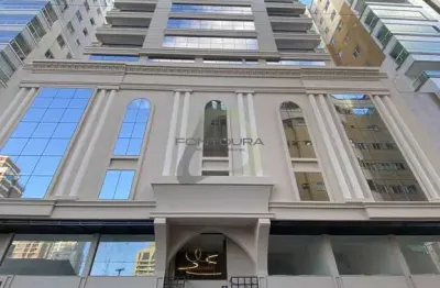 Apartamento com 3 quartos à venda na rua 306, 158, meia praia, itapema por r$ 1.890.000