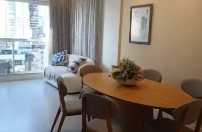 Apartamento com 2 quartos para alugar na rua 238, 139, meia praia, itapema