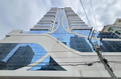 Apartamento com 4 quartos à venda na rua 220, 348, meia praia, itapema por r$ 2.400.000